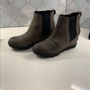 Sorel Joan of Arc wedge boots